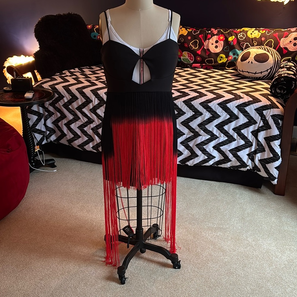 Akira ombree black and red fringe dress size large NWOT